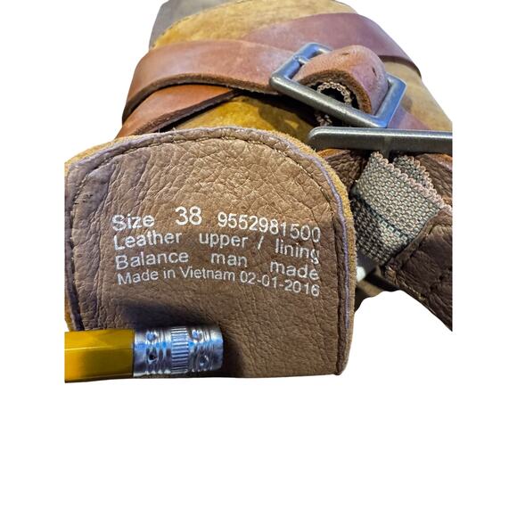 DANSKO Dominique Leather and Suede Chunky Heel in Size EU 38/7.5 U.S. - Picture 7 of 7